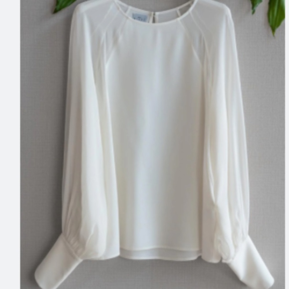Elegant White Women's Top - Picture 2 of 11